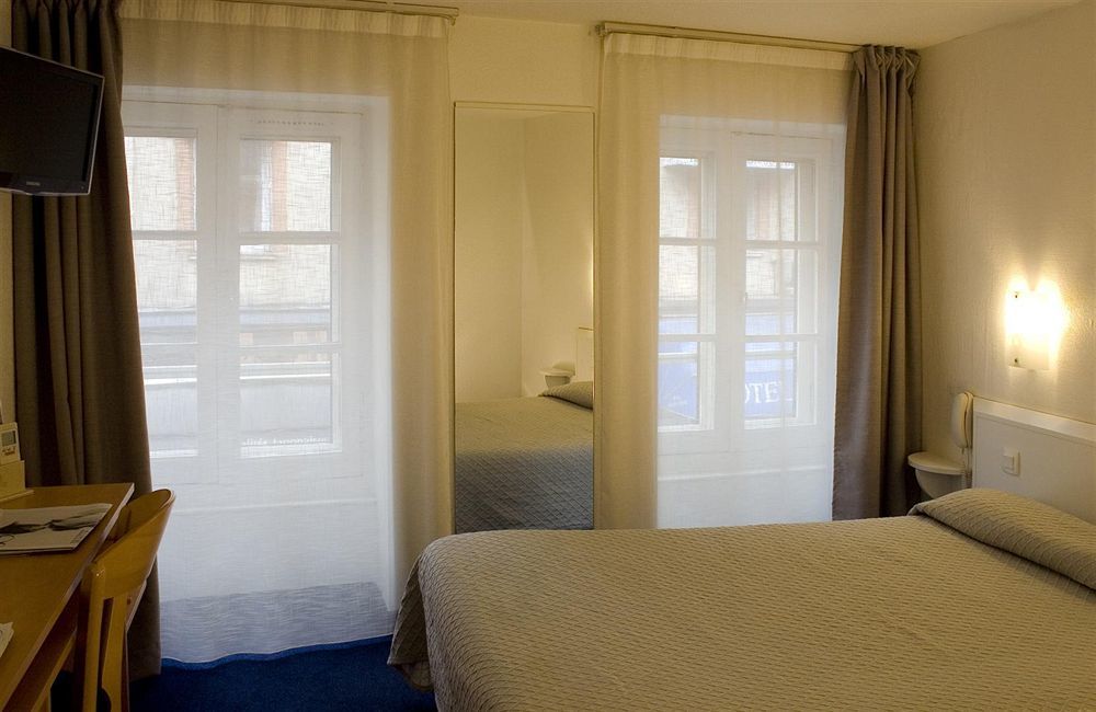Hotel Ours Blanc - Centre Тулуза Екстер'єр фото